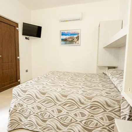 ホテル La Caravella 3*